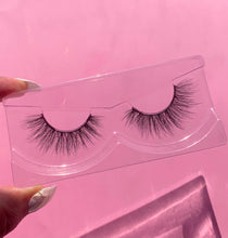 Load image into Gallery viewer, Euphoric Dreams Faux Mink Eyelashes
